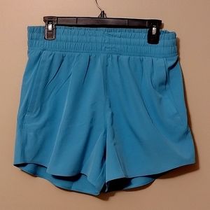 Women's Under Armour Shorts, 5 inch